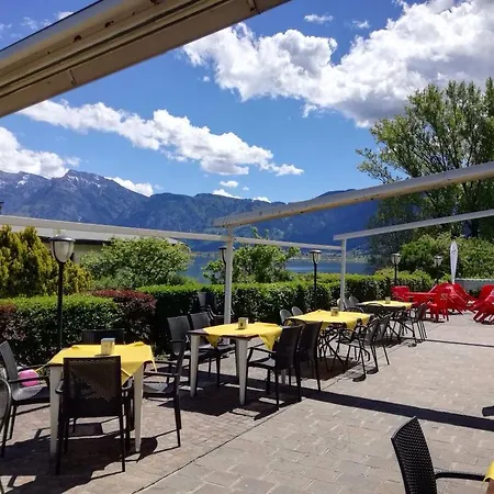 Hotel Pizzeria Mezzolago